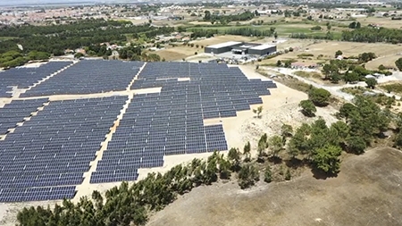  Iberdrola construye el complejo fotovoltaico Montechoro en Portugal