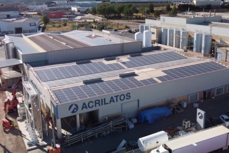  La compañía química Acrilatos integra la fotovoltaica y el almacenamiento en su fábrica de Castellón