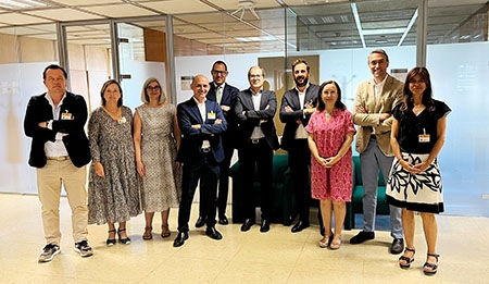 De izda. a dcha.: Antonio López-Nava, de A3E; María I. Cubillo, de SinCeO2 Energy Consultancy; Susana Pérez, de MITERD; José Antonio de Lama, de CLECE; José Mª Hernández De Andrés, de AMI; Jacobo Llere