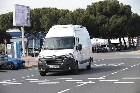  Hyvia y Plug presentan la furgoneta de hidrógeno verde Renault Master Van H2-Tech