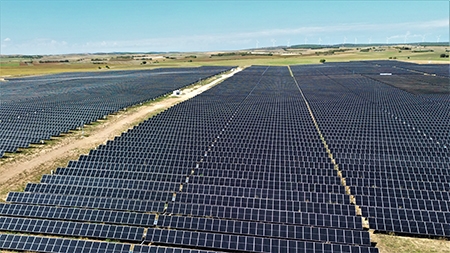  Solar Steel firma un nuevo suministro de 37 MW de trackers en Colombia