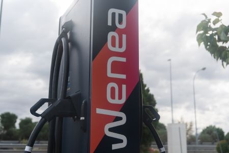  Wenea despliega 20 nuevas estaciones de carga rápida de entre 50 kW y 150 kW en Madrid