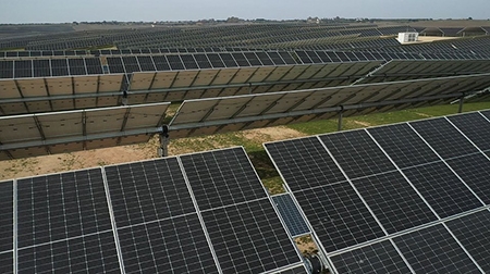  Alterna Energía se encargará del mantenimiento de tres plantas fotovoltaicas en Cáceres