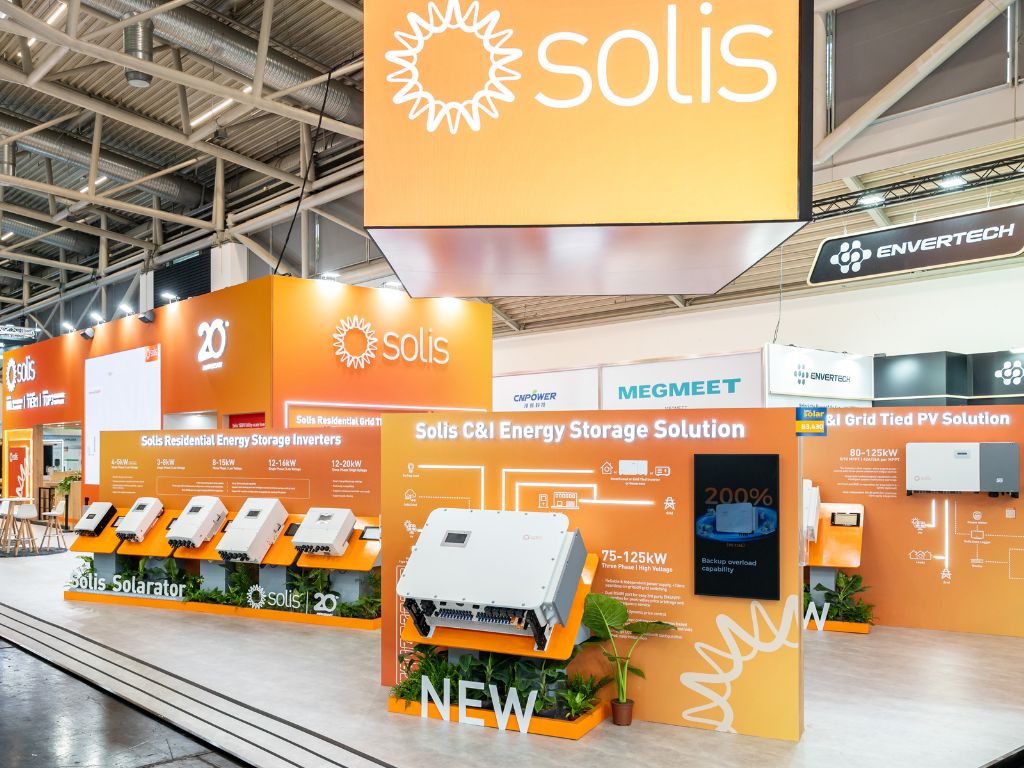 La gira europea de Solis llega a su ecuador tras su paso por Intersolar Europe 2025