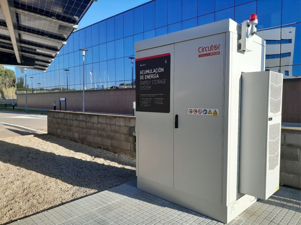 Recarga laboral: la gran oportunidad para la movilidad eléctrica en el entorno de ciudades compactas.