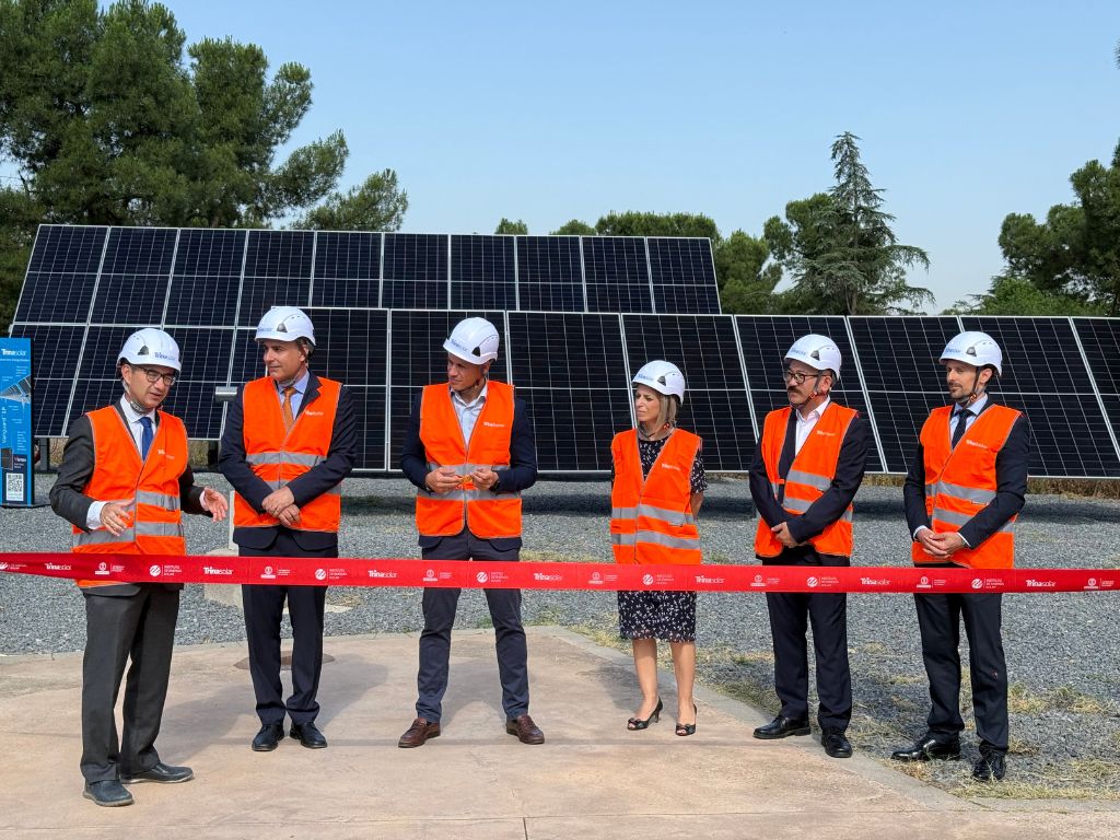 Trinasolar y la Universidad Politécnica de Madrid refuerzan su colaboración con la inauguración de un Demo Center.