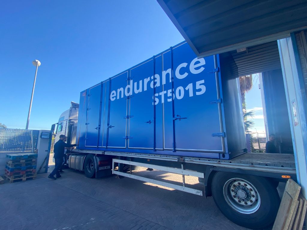 Endurance Motive instala la primera megabatería de almacenamiento energético fabricada en España.