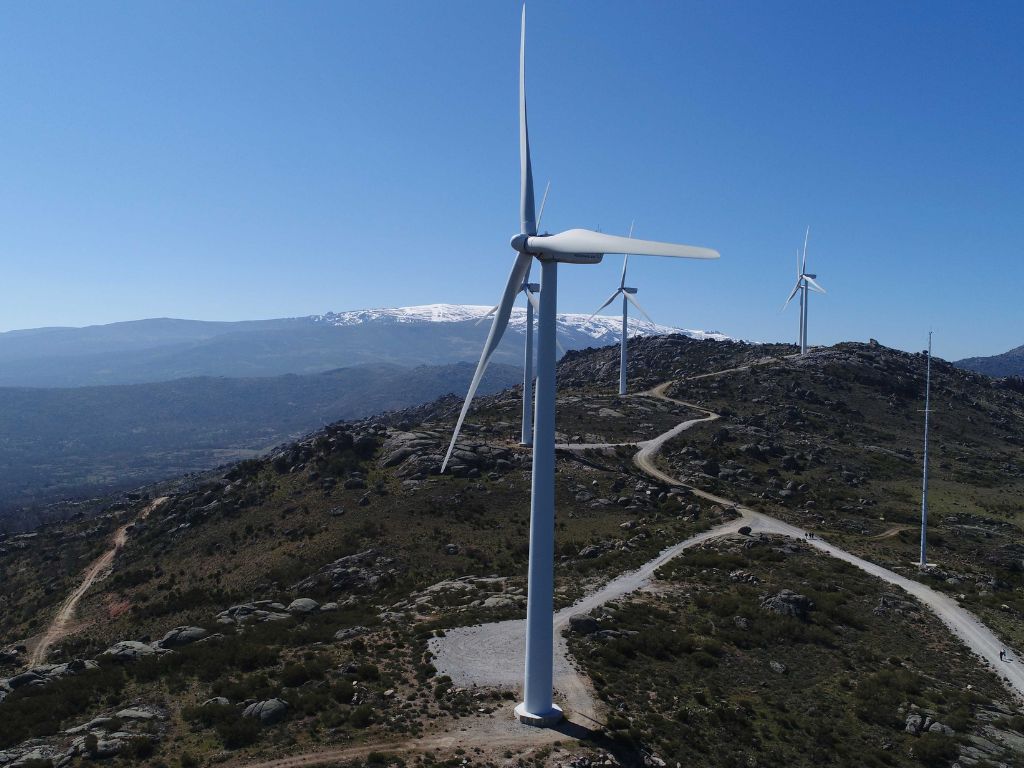 Feníe Energía refuerza su porfolio renovable con un nuevo parque eólico en Teruel.