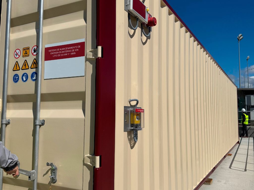 El desafío de la estandarización en el futuro del almacenamiento energético en España.
