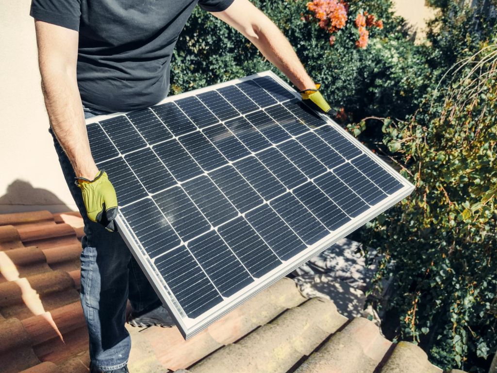 El MITECO impulsa 27 nuevas comunidades energéticas con 35,6 millones de euros en ayudas.