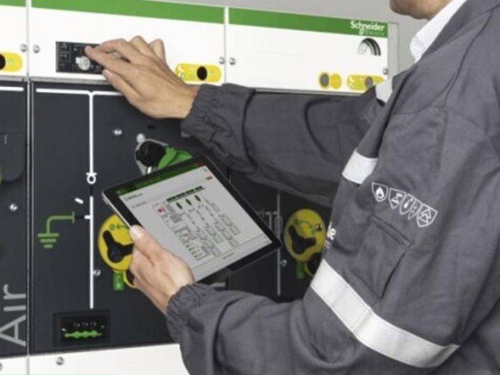 Schneider Electric y E.ON sellan un acuerdo marco para acelerar el despliegue de aparamenta de media tensión libre de SF6.