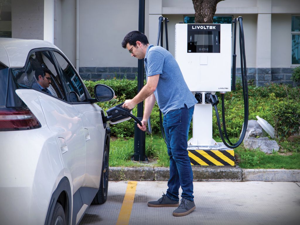 Infraestructura de recarga DC para vehículos eléctricos: tendencias tecnológicas.