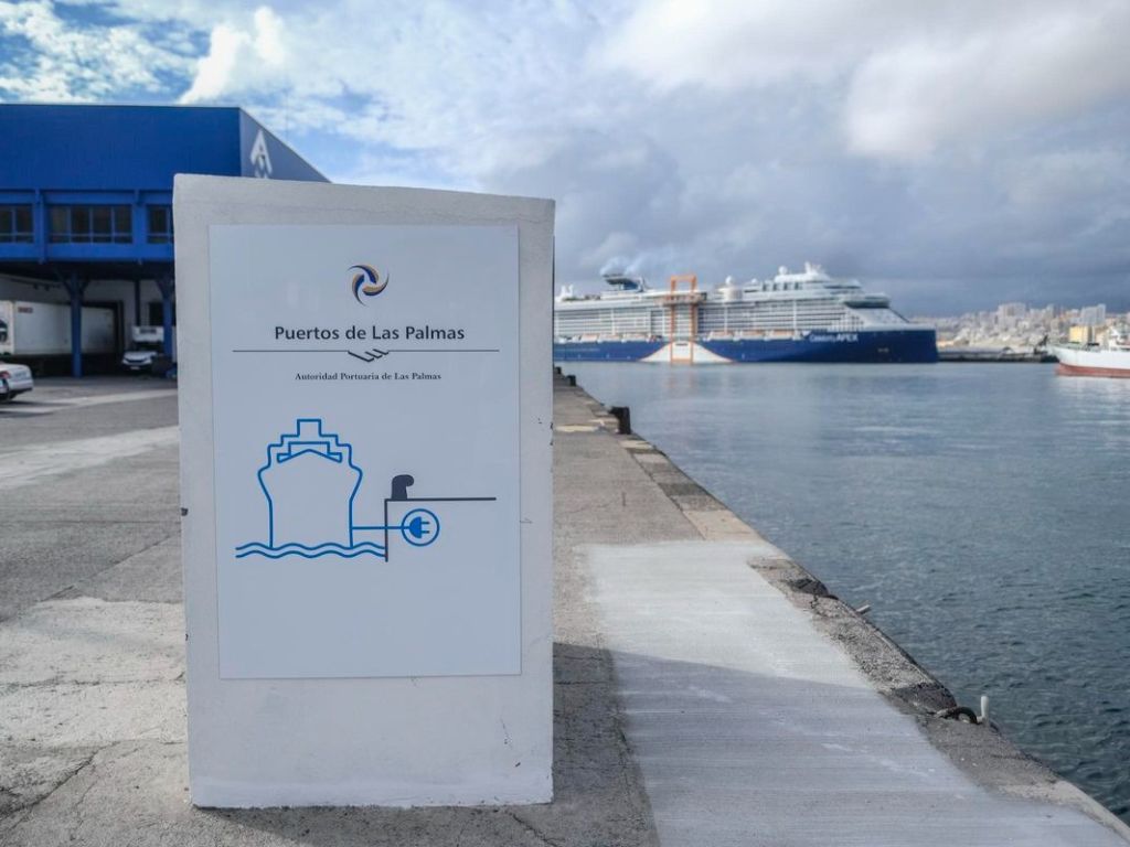 Un proyecto de almacenamiento con baterías en el Puerto de Las Palmas reabre el debate sobre la central hidroeléctrica de Chira-Soria.