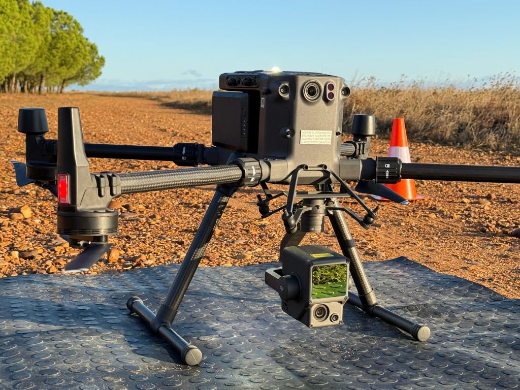 100x100 Drones presentará en GENERA su nuevo sistema de inspección fotovoltaica con inteligencia artificial.