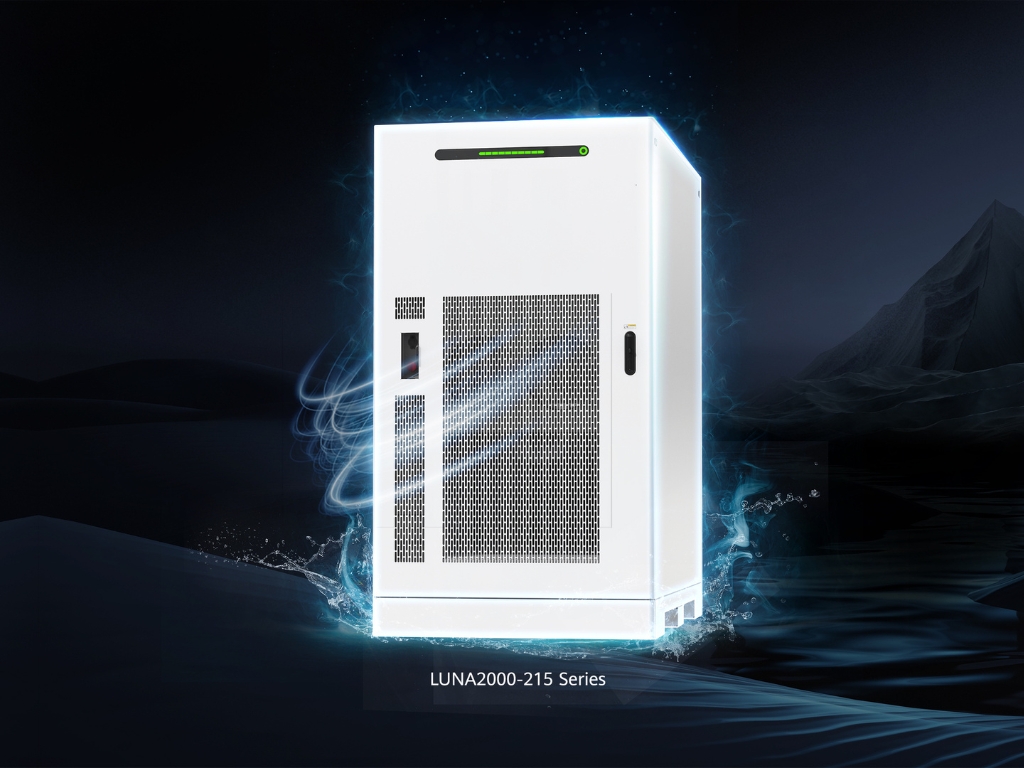 SumSol presenta en GENERA 2025 la batería Huawei LUNA2000-215-2S10 como referente en almacenamiento a gran escala.