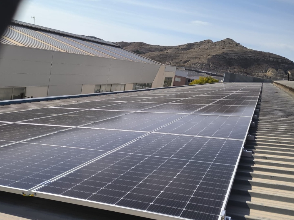 Alumbra Energía impulsa en GENERA la transición hacia un modelo energético más limpio y conectado.