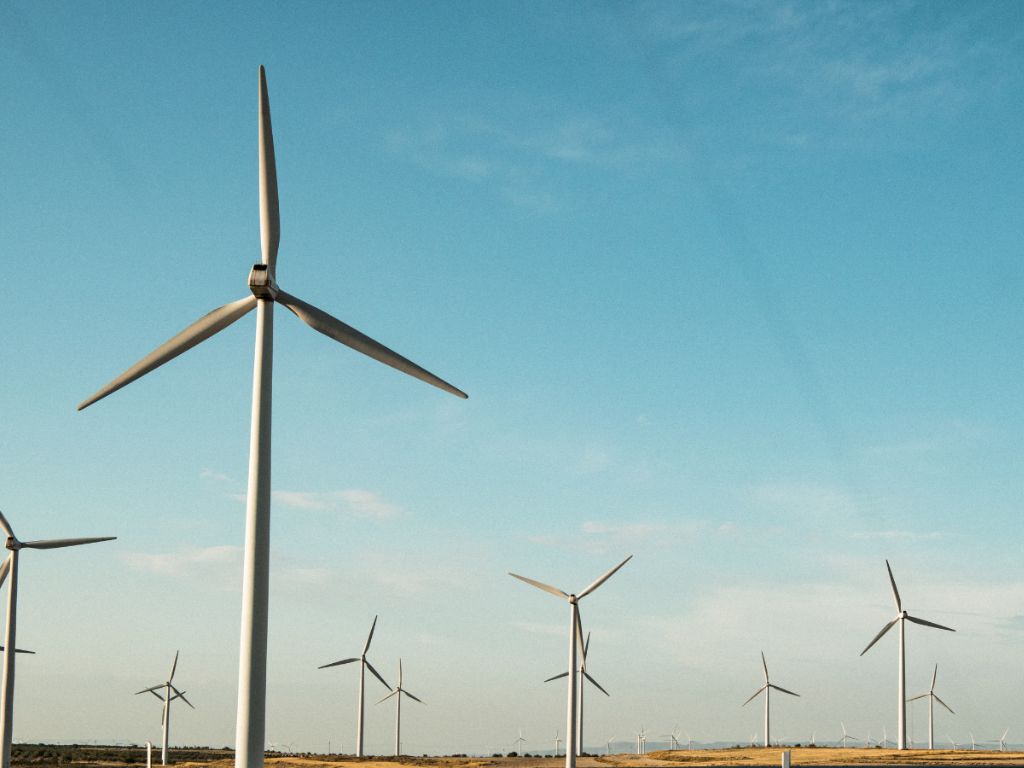 El IDAE analizará en GENERA y MATELEC las claves para una reindustrialización renovable competitiva en España.