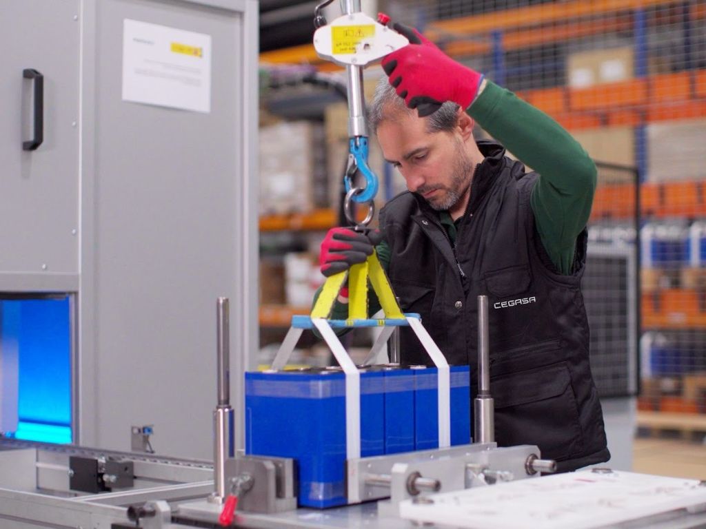 Baterías inteligentes y ciberseguras: el salto tecnológico de Cegasa Energía e Ikerlan.