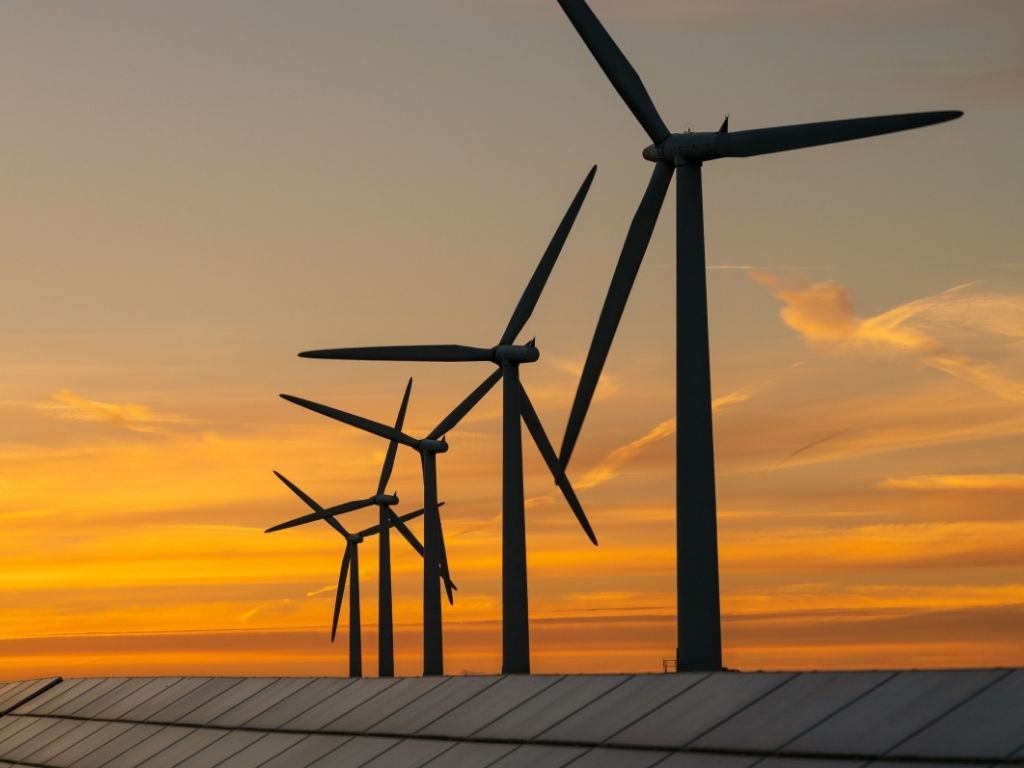 Siete comunidades autónomas batieron récord de generación renovable en 2025 pese al freno eólico e hidráulico.