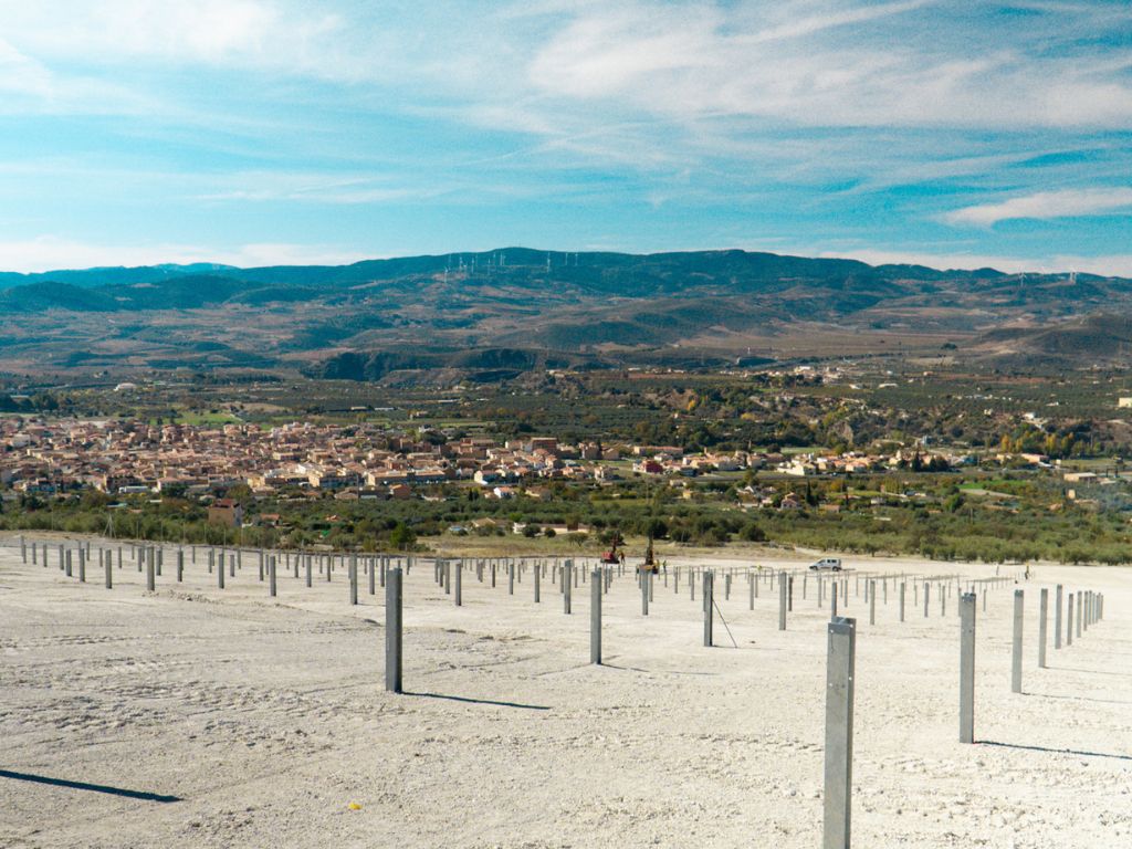 Cuerva conecta una planta fotovoltaica de 4 MW en Dúrcal (Granada).