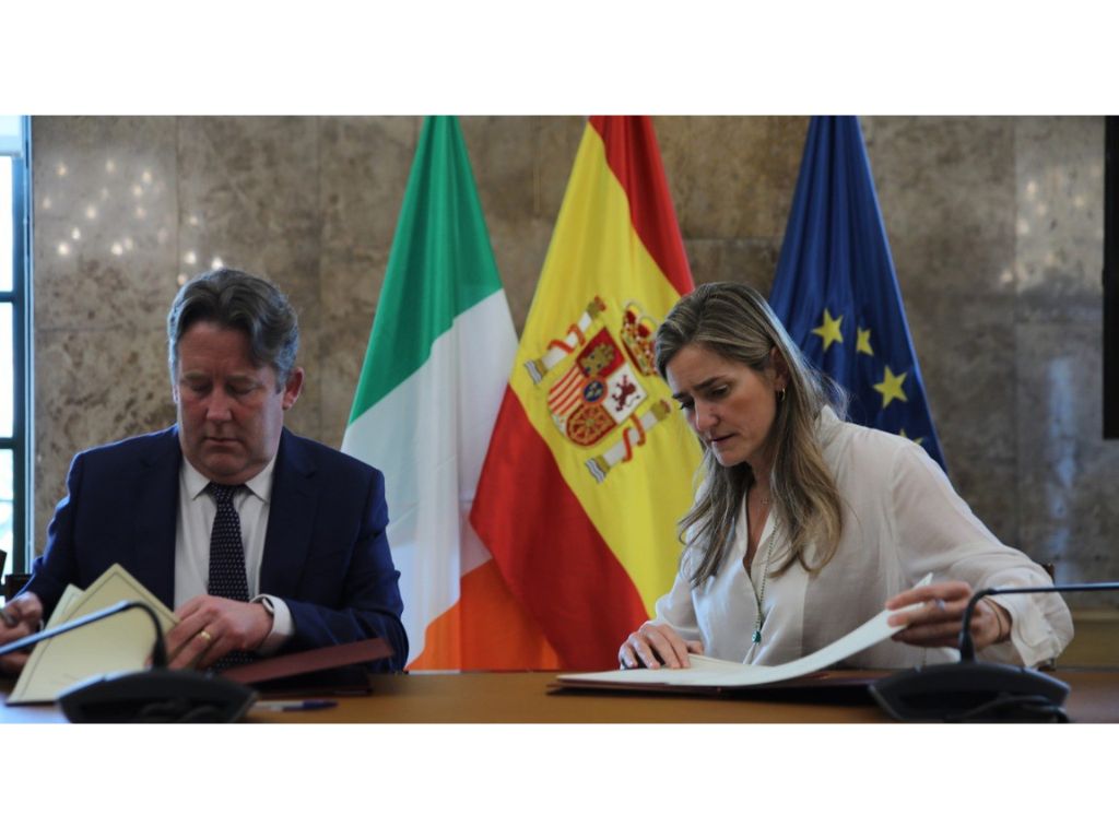 El Ministerio para la Transición Ecológica y el Reto Demográfico del Reino de España, y el Ministerio pare el Clima, la Energía y el Medio Ambiente de Irlanda, han firmado un Memorando de Entendimiento 