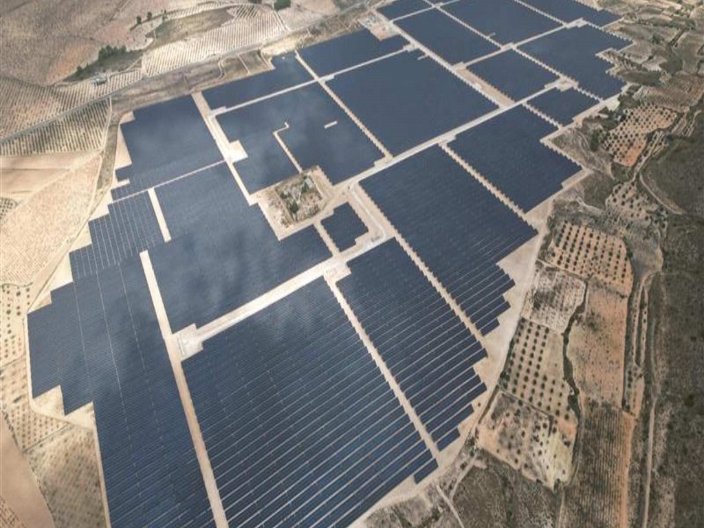 Vista aérea de la planta solar de Balbona (Murcia).