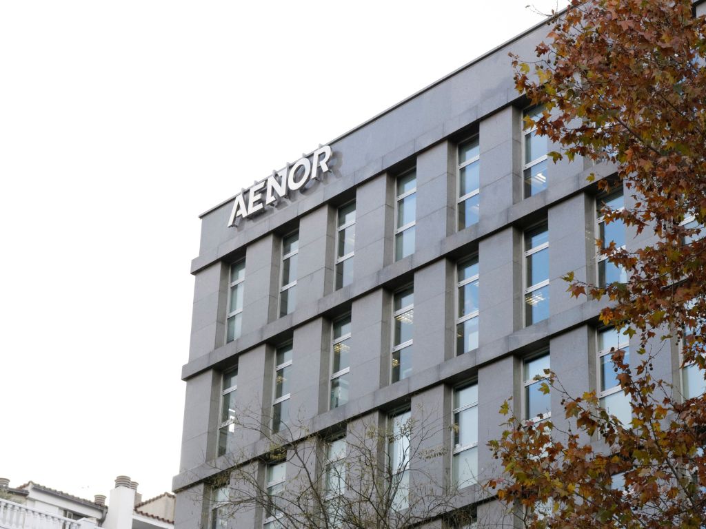 AENOR