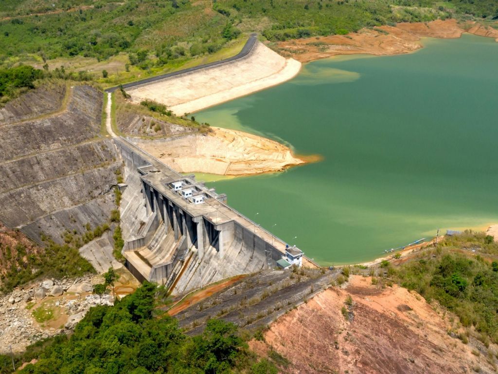 almacenamiento energético mediante bombeo reversible