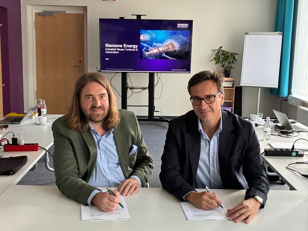 Yann Dumont, CEO y vicepresidente de Reolum, y Emilio Delgado, responsable de ventas de Siemens Energy