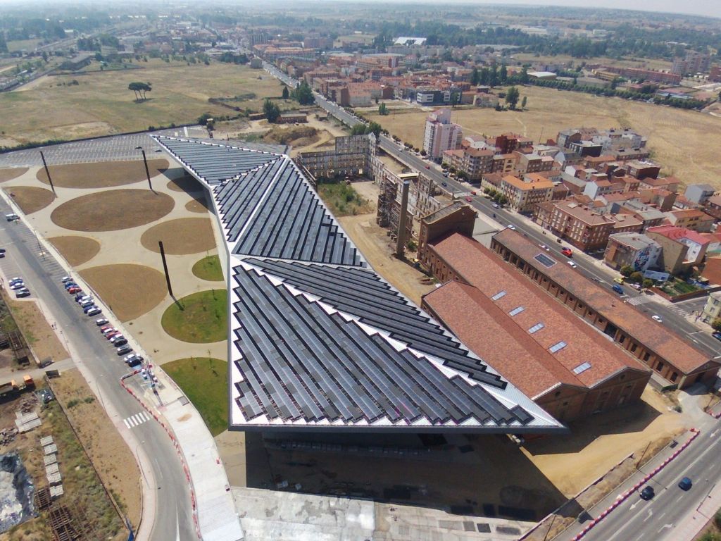 León Smart Solar City