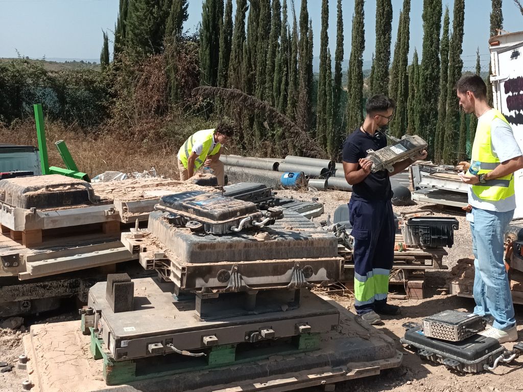Centros tecnológicos valencianos lideran un proyecto para transformar residuos tecnológicos de las baterías de litio en nuevos recursos industriales